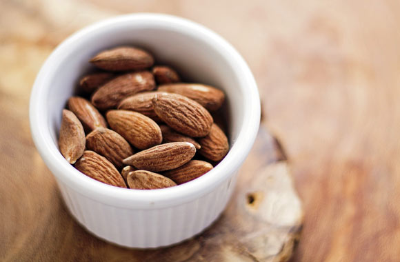health benefits of nuts almonds